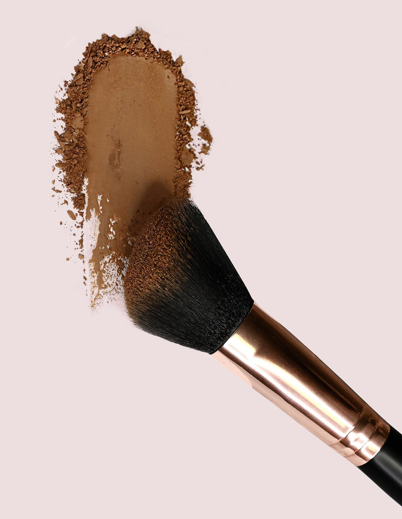 Vegan Brush (blush/ contour)